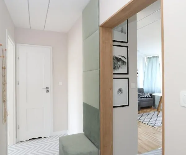 Romaszewskiego Zoliborz Bedroom Pokoj Metro Homestay szállás Varsó