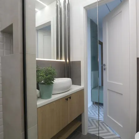 Romaszewskiego Zoliborz Bedroom Pokoj Metro *