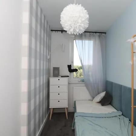 Alloggio in famiglia Romaszewskiego Zoliborz Bedroom Pokoj Metro